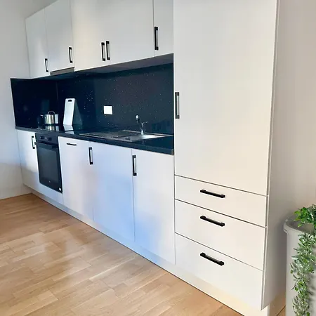 Modern With Garden Near Scs Appartement *