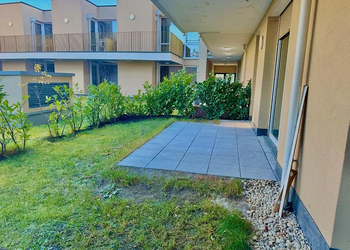 Modern With Garden Near Scs * Wiener Neudorf