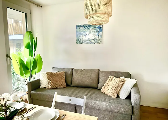 Apartman Modern With Garden Near Scs