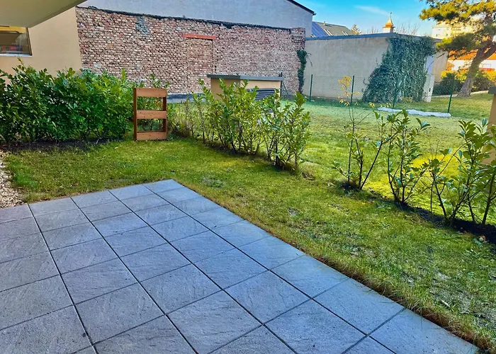 Modern With Garden Near Scs Appartement *